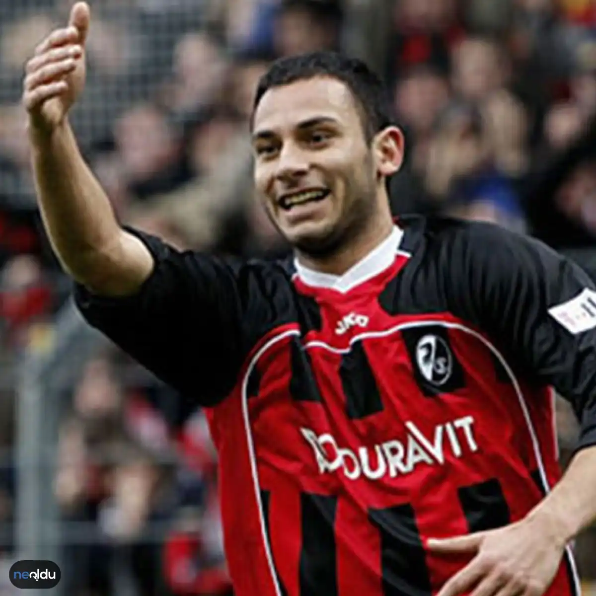 Ömer Toprak Kimdir?