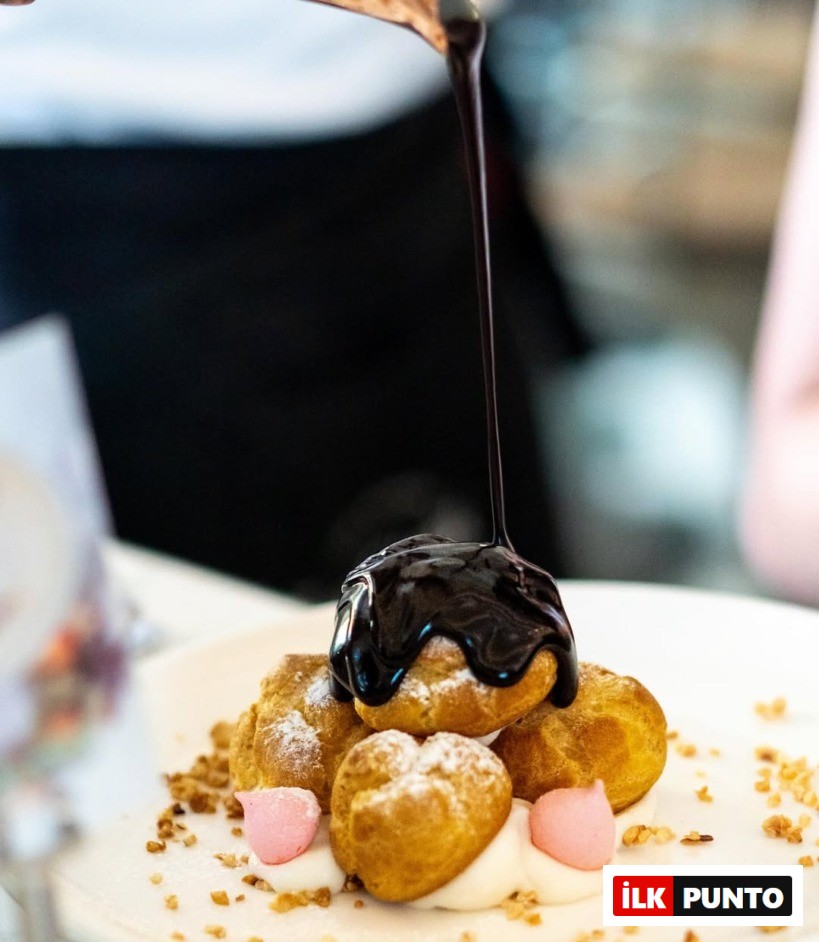 La Gioia profiterol