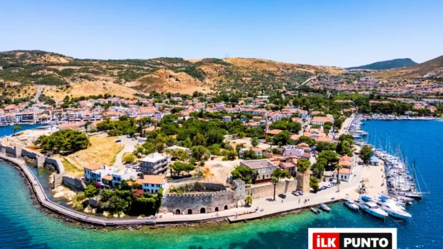Balıkçılardan Dondurmacılara: Foça’nın En İyi Mekânları