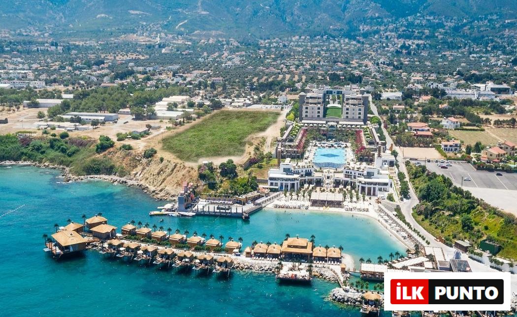 Cratos Premium Hotel