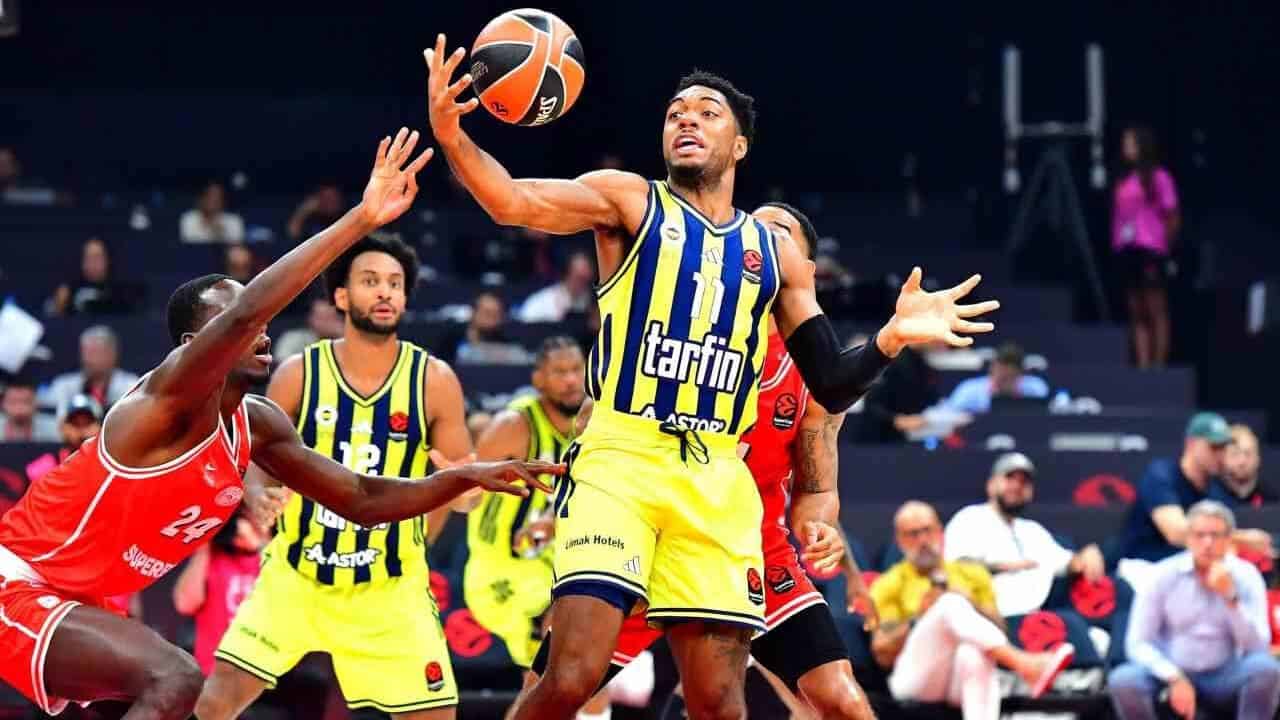 Fenerbahçe Dubai basketbol maçı canlı yayın hangi kanalda? Süper Kupa üçüncülük maçı saat kaçta?