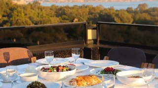 Fine Dining’den Meşhur Piyazcılara: Antalya’nın En İyi Restoranları