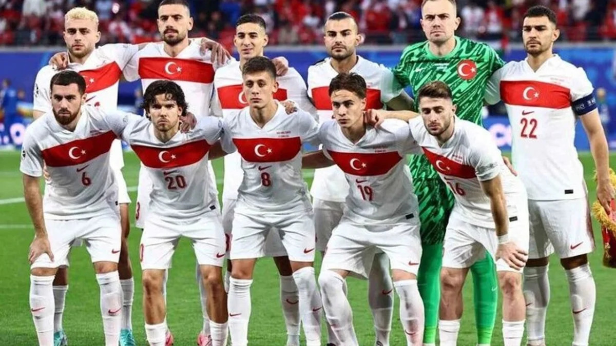 Orkun Kökçü Fransa Maçı Öncesi Sakatlandı