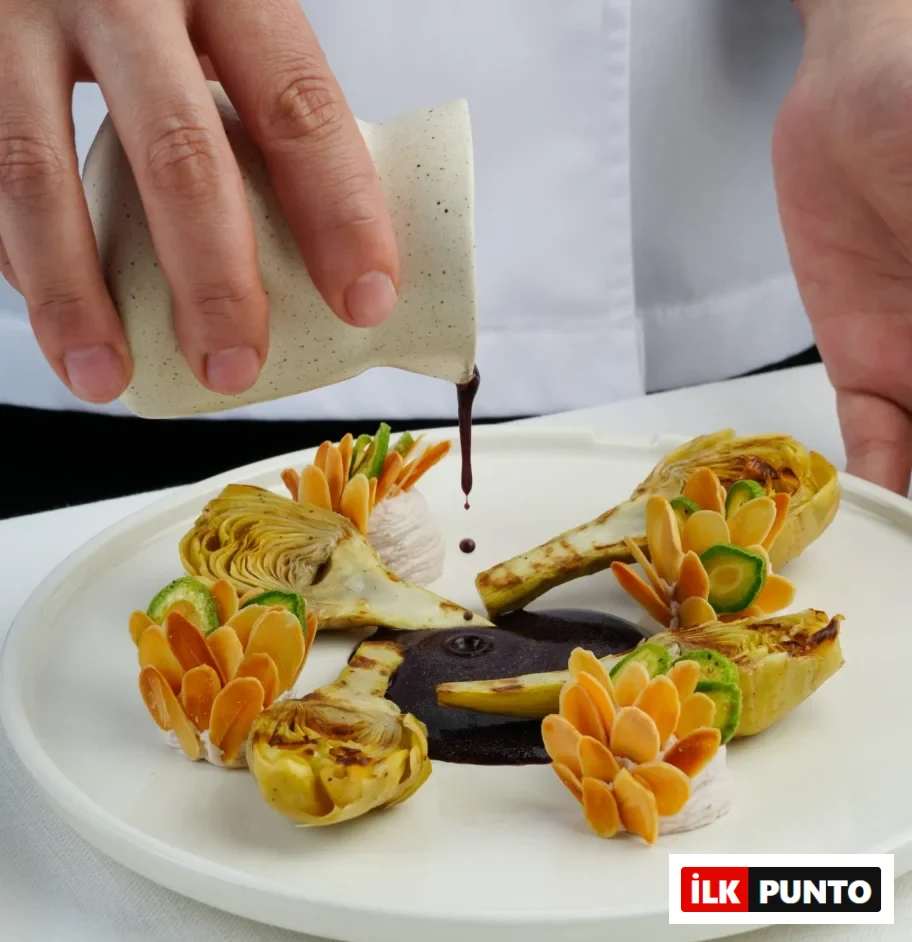 Restoran Modern'de yemek sunumu
