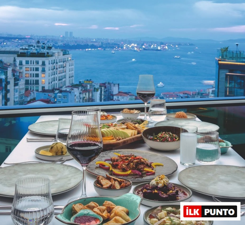 İstanbul’un En Büyüleyici Manzarasına Sahip Restoranları