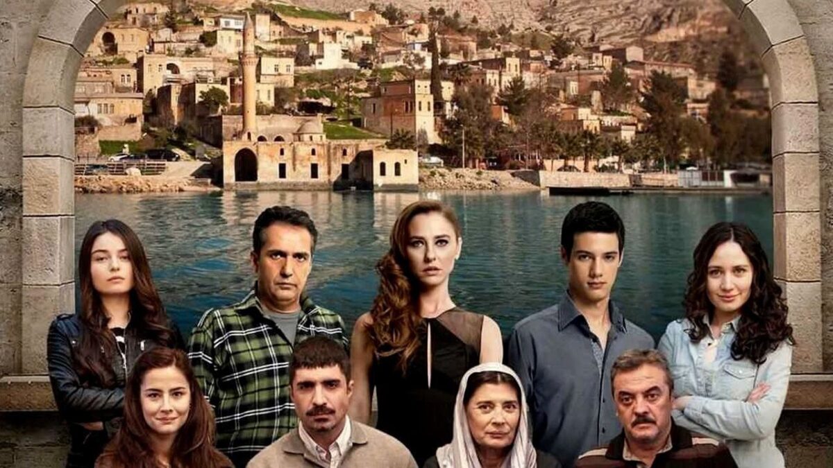 Karagül dizisi bitti mi, neden yok? Sevilen dizinin yayın akışındaki durumu netleşti