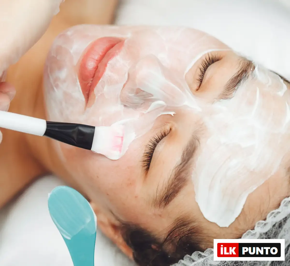 Karma Ciltler İçin Doğal Maske Tarifi