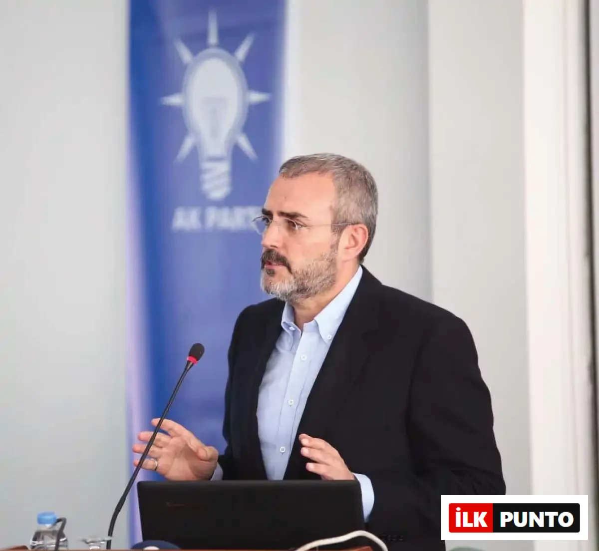 Mahir Ünal Kimdir?