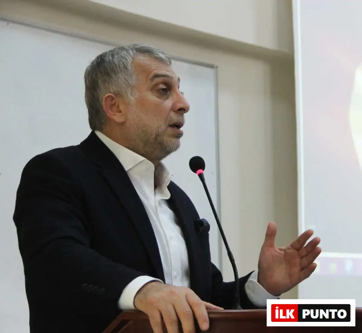 Metin Külünk Eğitim ve Çalışma Hayatı Metin Külünk Kimdir?