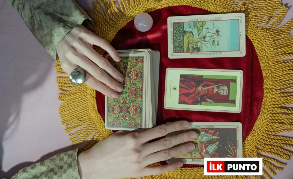 Tarot Kartları Ne Anlatır? Anlamlarıyla Kapsamlı Rehber