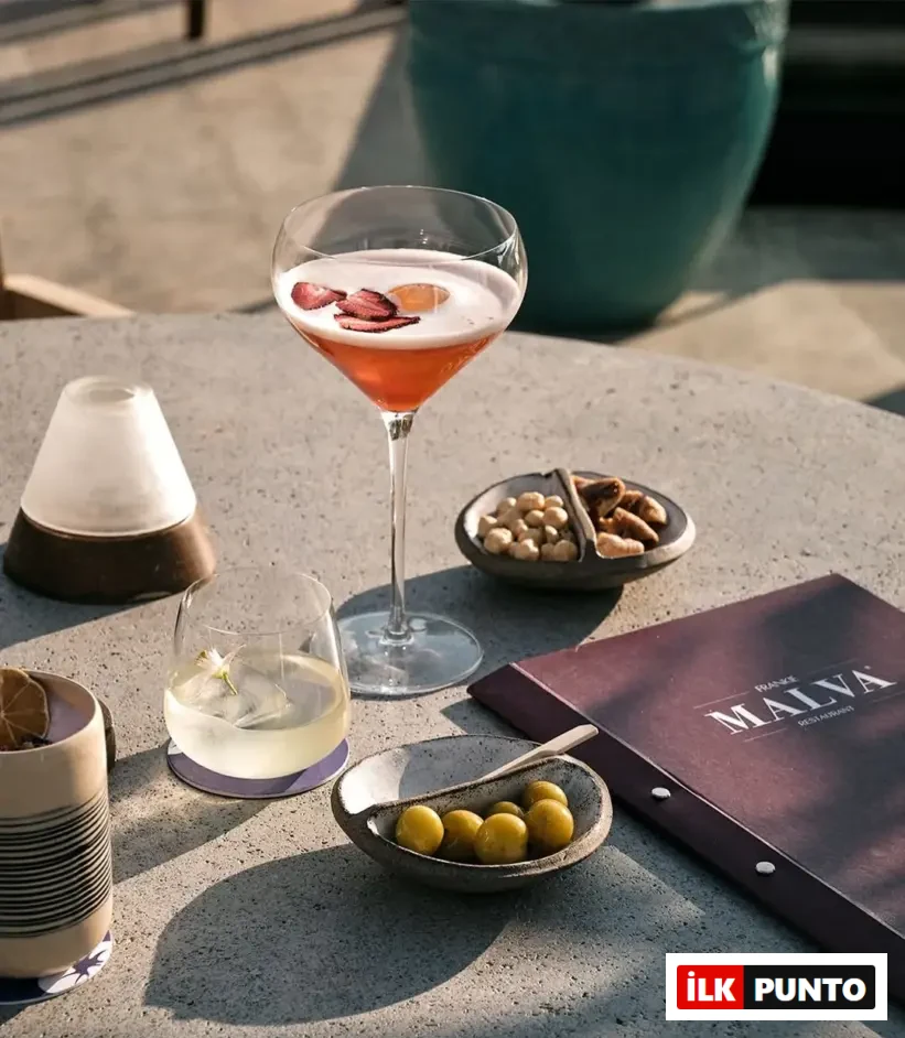 Torba’da Yıldızlı Bir Akşam: Malva