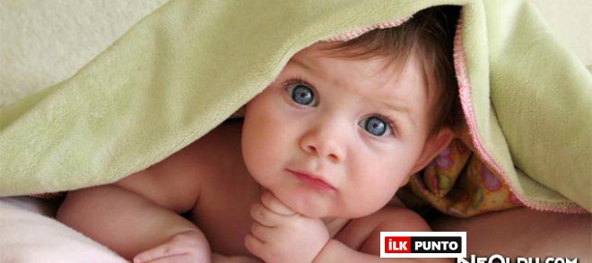 Yeni Doğan Bebek Bakımı: Beslenme, Uyku, Giyim ve Banyo İpuçları