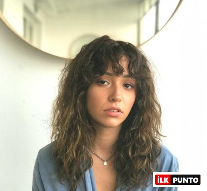 Zeynep Bastık Kimdir?